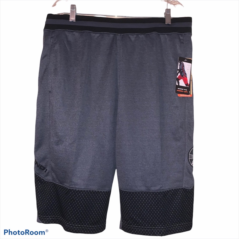 Large Andi Black & Gray Athletic Shorts NWT